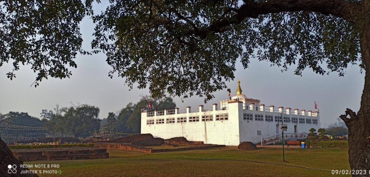 The Lumbini Village Lodge Eksteriør bilde